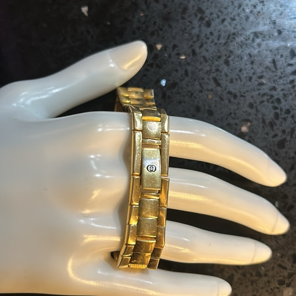 Gucci Watch - Picture 3 of 12